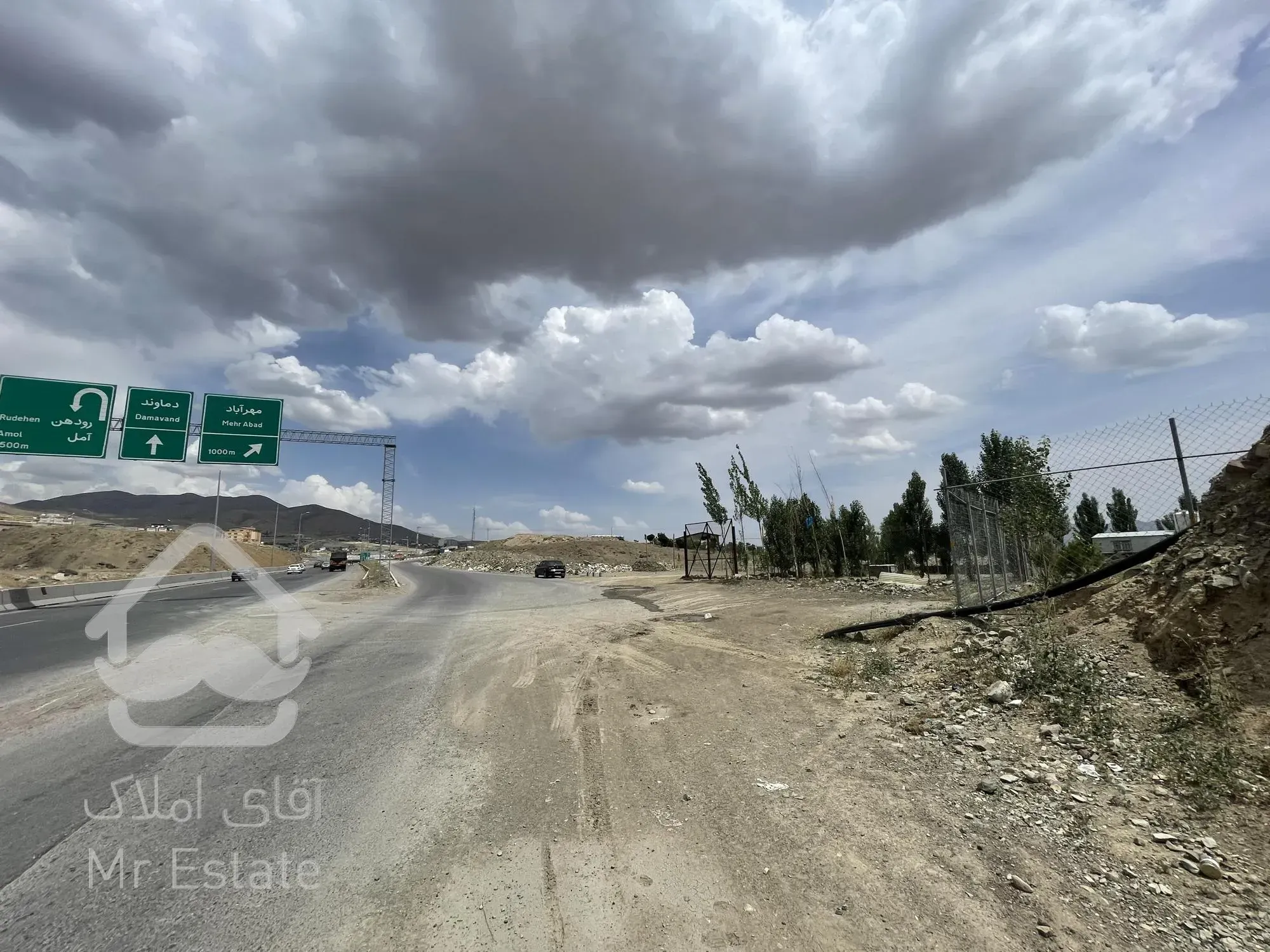 زمین تجاری-صنعتی