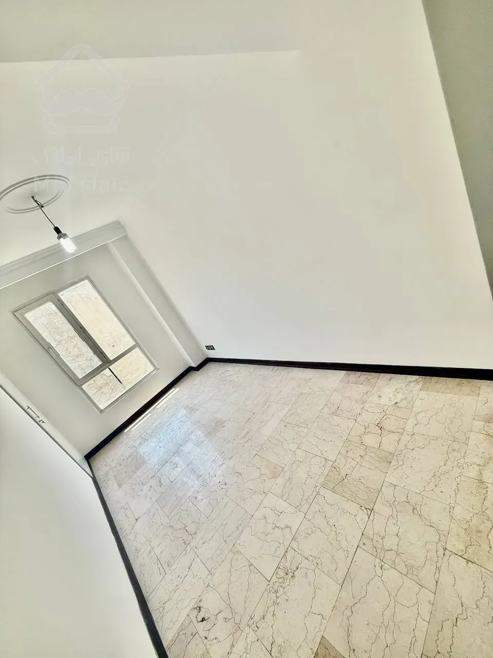 فروش آپارتمان ۹۵ متر خوش نقشه در فردوس