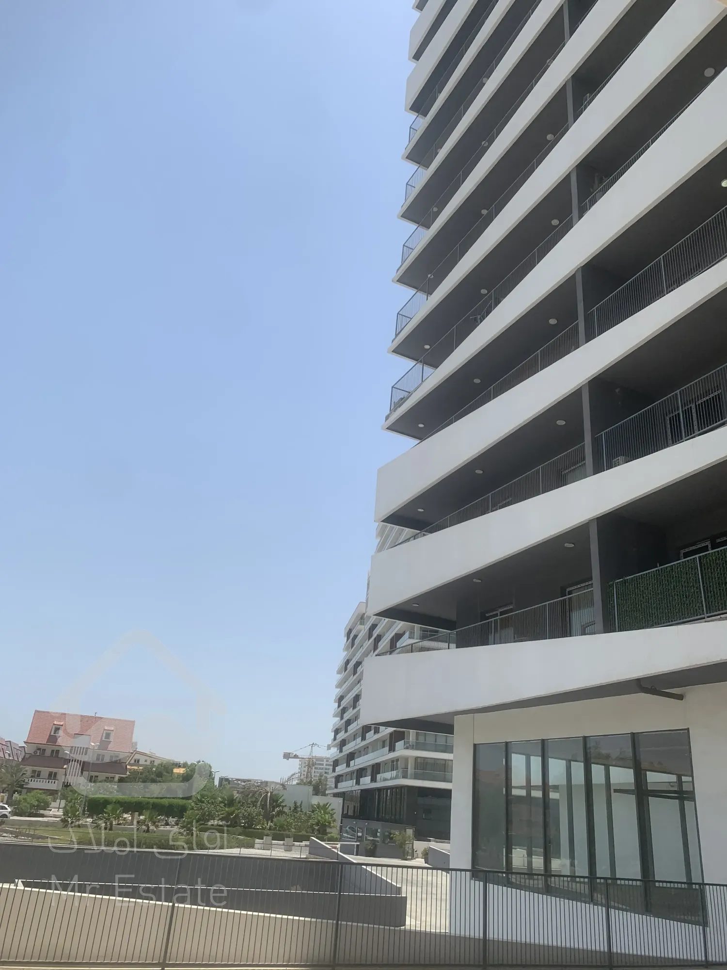 فروش برج فروردین صدف یکخواب ۶۸متری دید دریا و جزیره