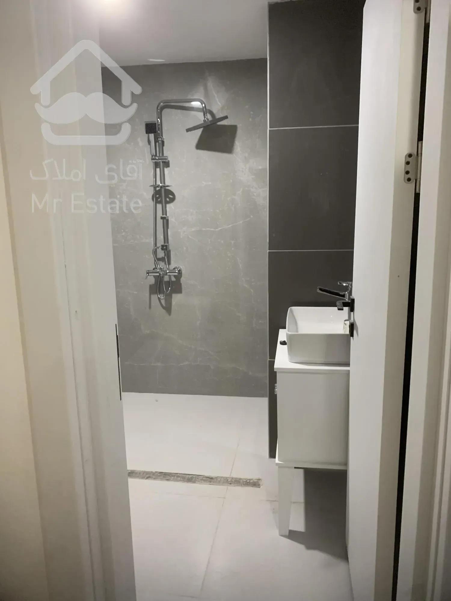 برج سانست دوخواب 96 متری کلیدنخورده