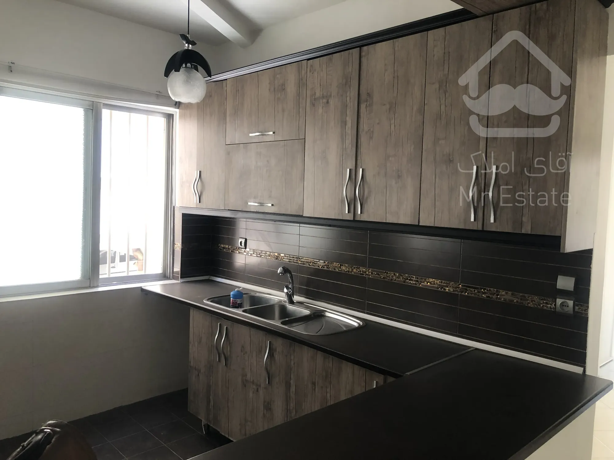 اجاره آپارتمان١٣٠متري٢خوابه شهرك غرب زرافشان