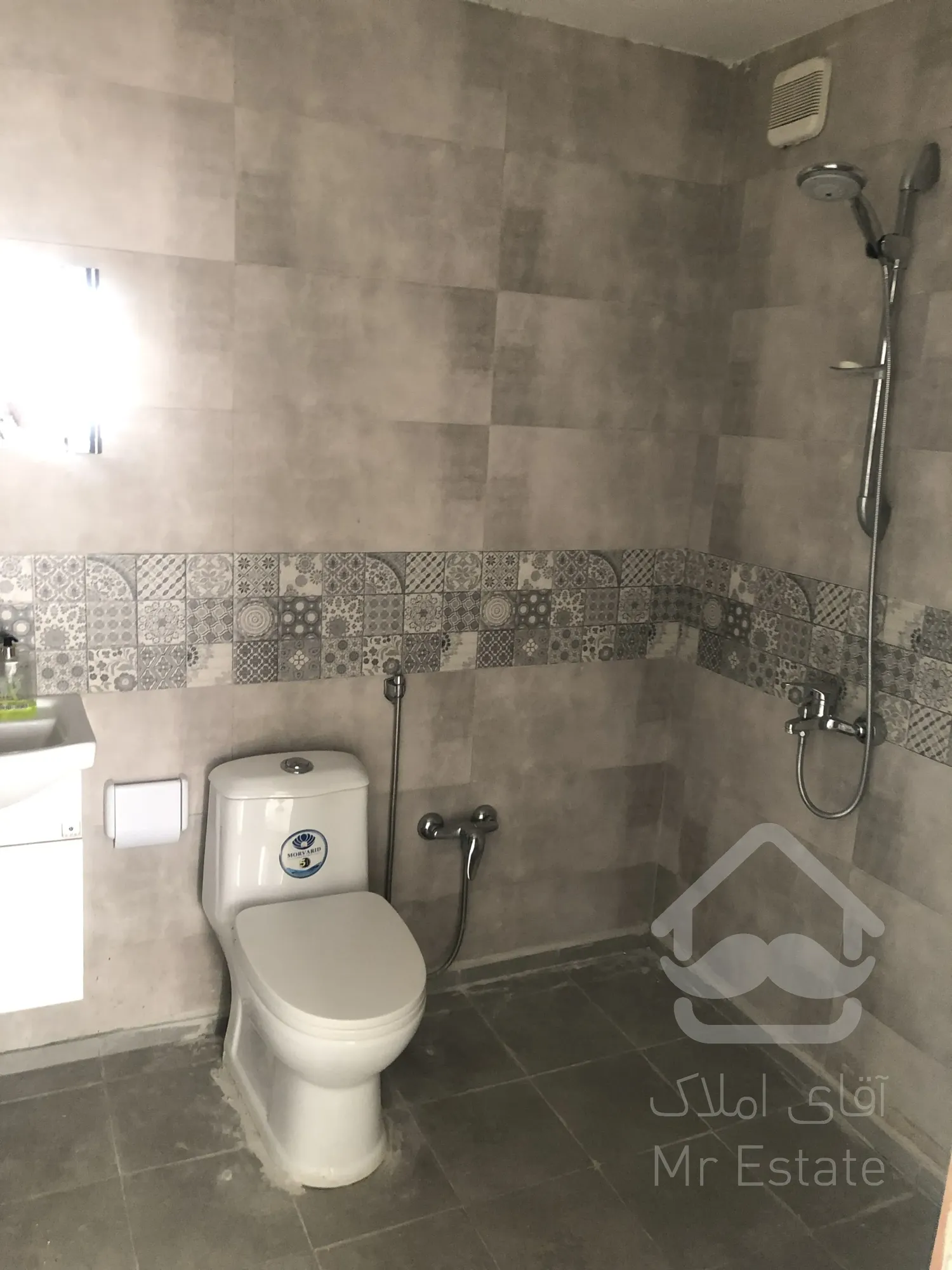 اجاره آپارتمان١٣٠متري٢خوابه شهرك غرب زرافشان