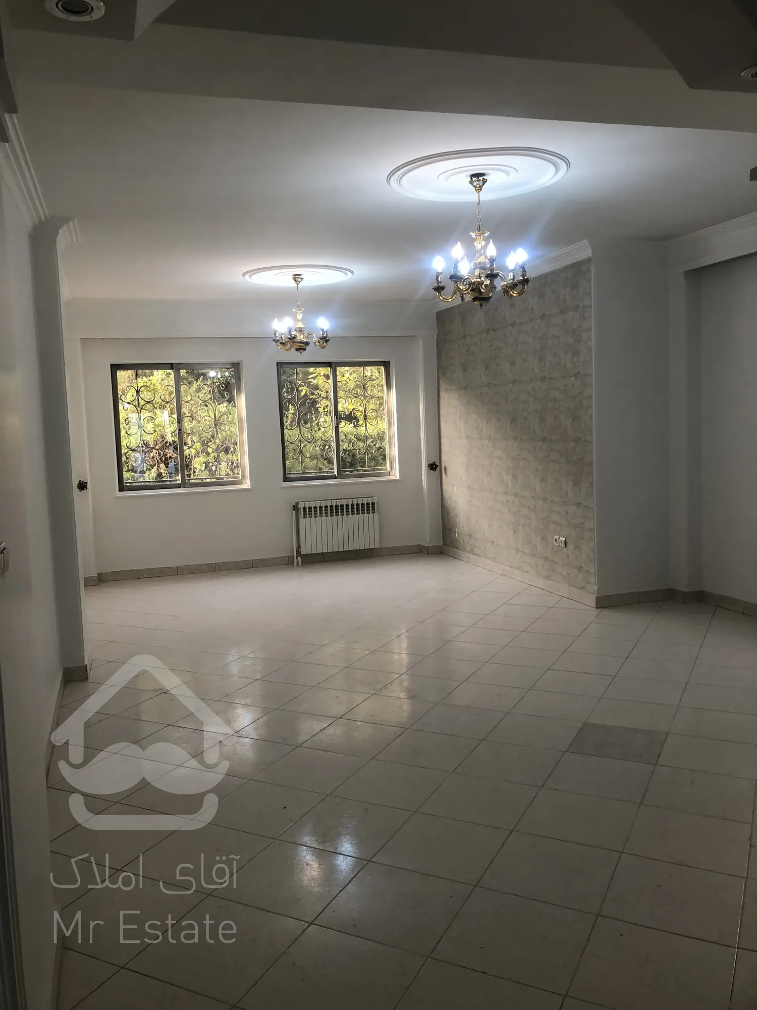 اجاره آپارتمان١٣٠متري٢خوابه شهرك غرب زرافشان