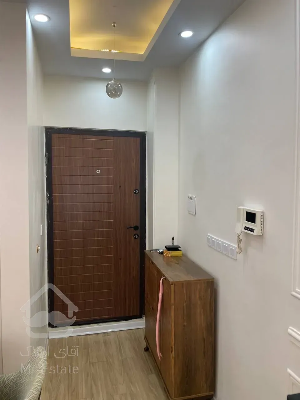 رهن و اجاره آپارتمان ۸۰ متری ۲خوابه رو به آفتاب در اباذر