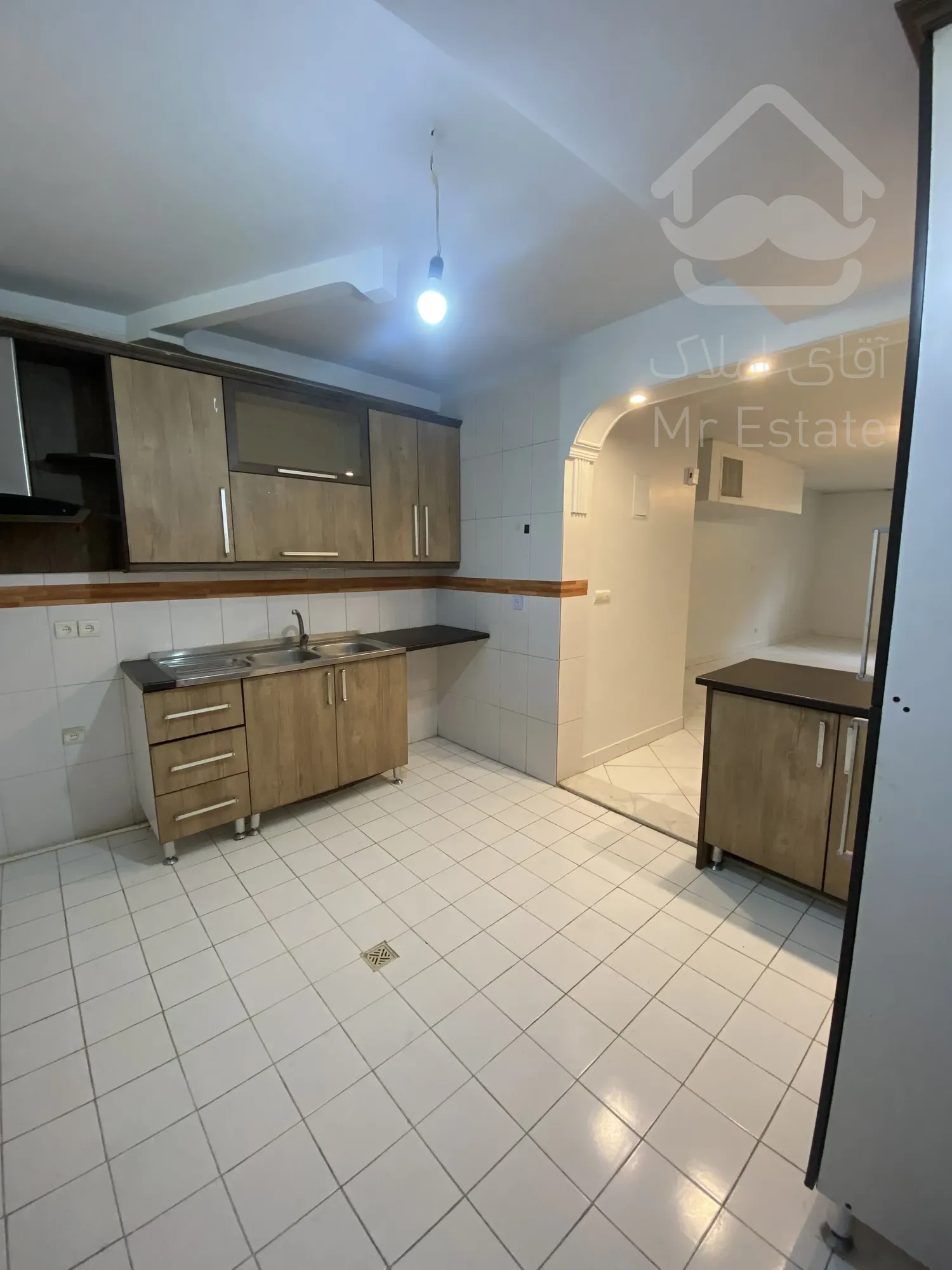 اپارتمان فدک  ۱۰۳ متری