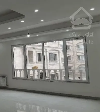 ۶۸ متر | سالن پرده خور | باغ فیض