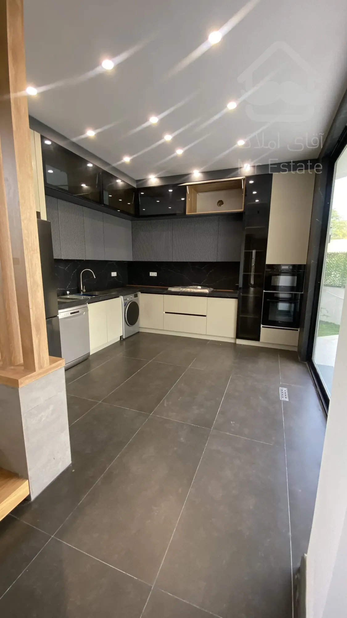 فروش ویلا شهرکی مدرن لاکچری جنب نمک ابرود مازندران