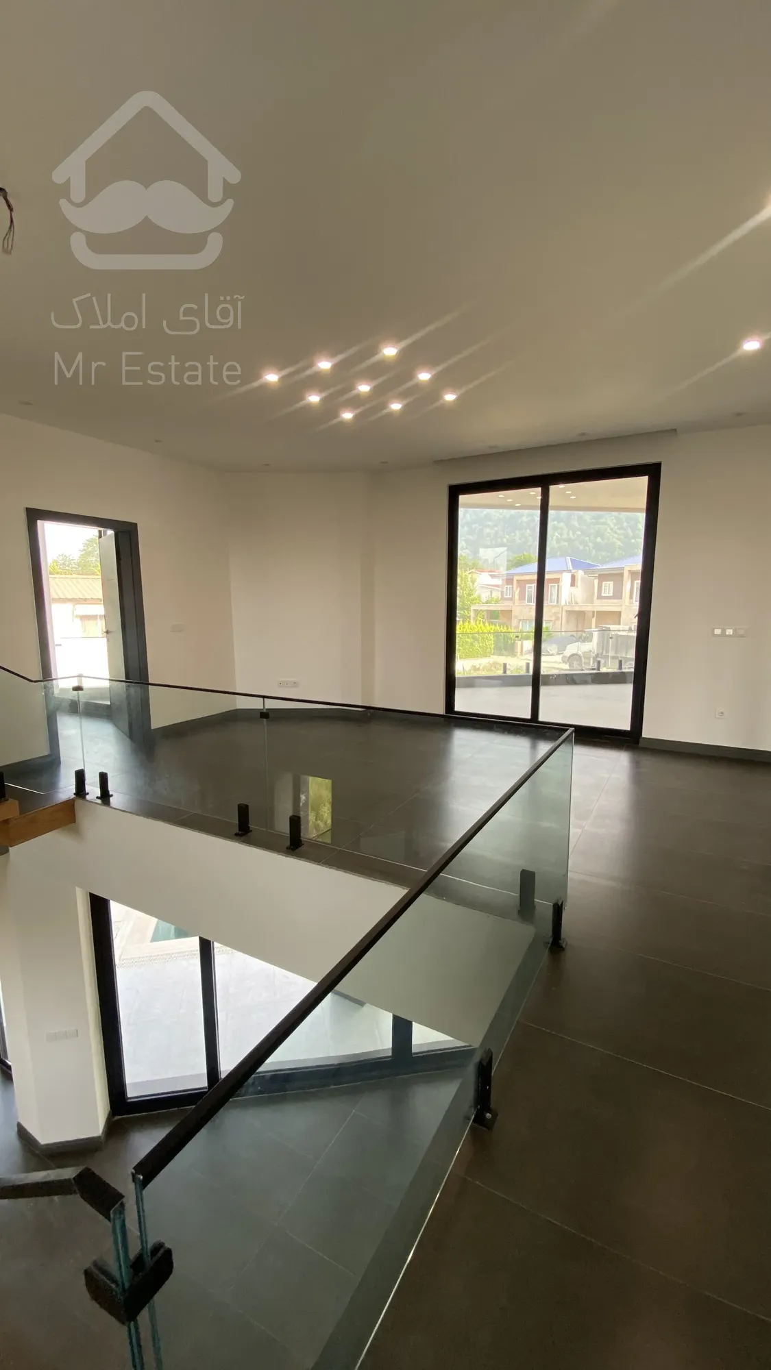 فروش ویلا شهرکی مدرن لاکچری جنب نمک ابرود مازندران