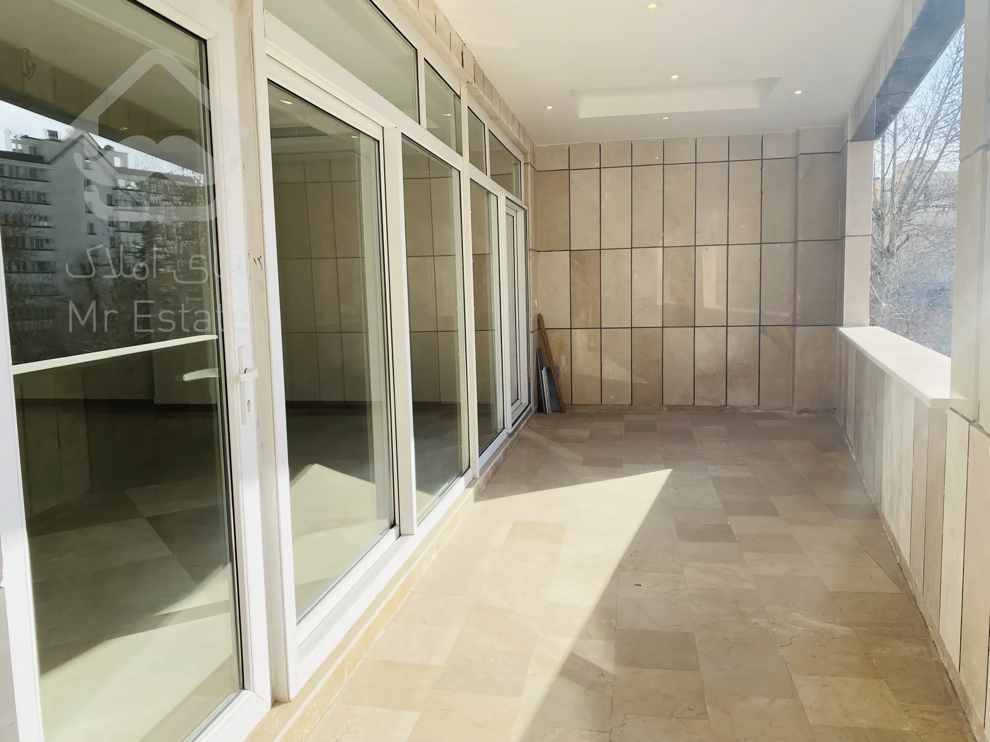 350متر 4خواب اکازیون در فرمانیه