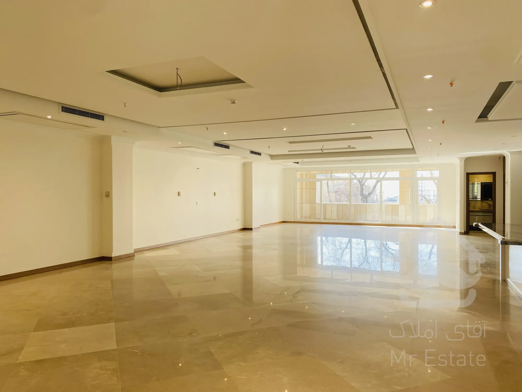 350متر 4خواب اکازیون در فرمانیه