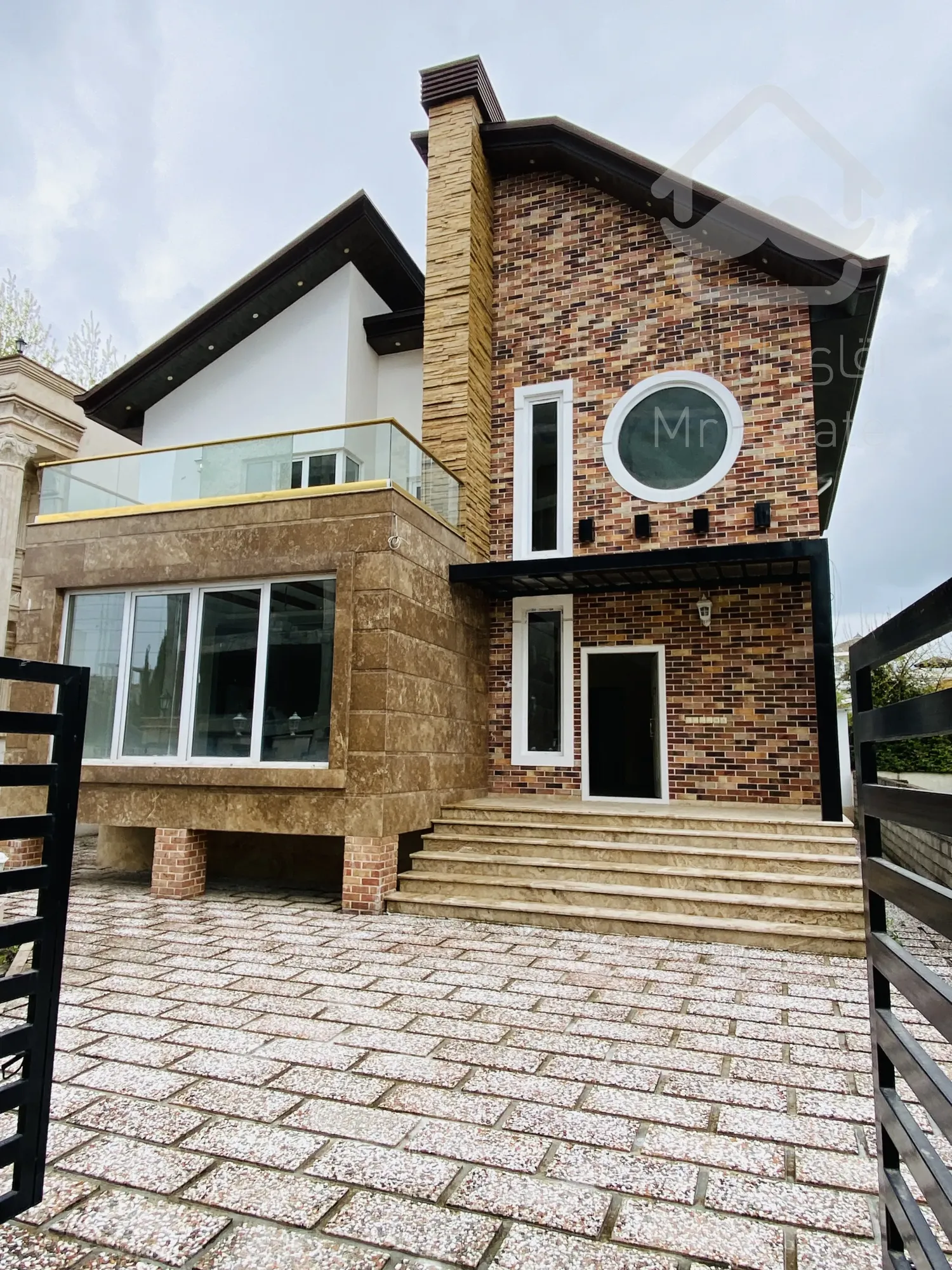 فروش ویلای نوساز / متل قو دریاگوشه