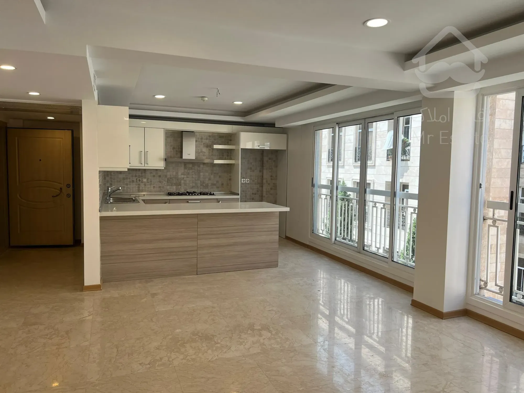 اجاره 165 متر نیاوران