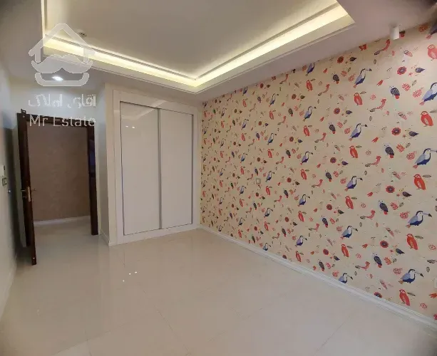 105 متر کلید نخورده دیباجی