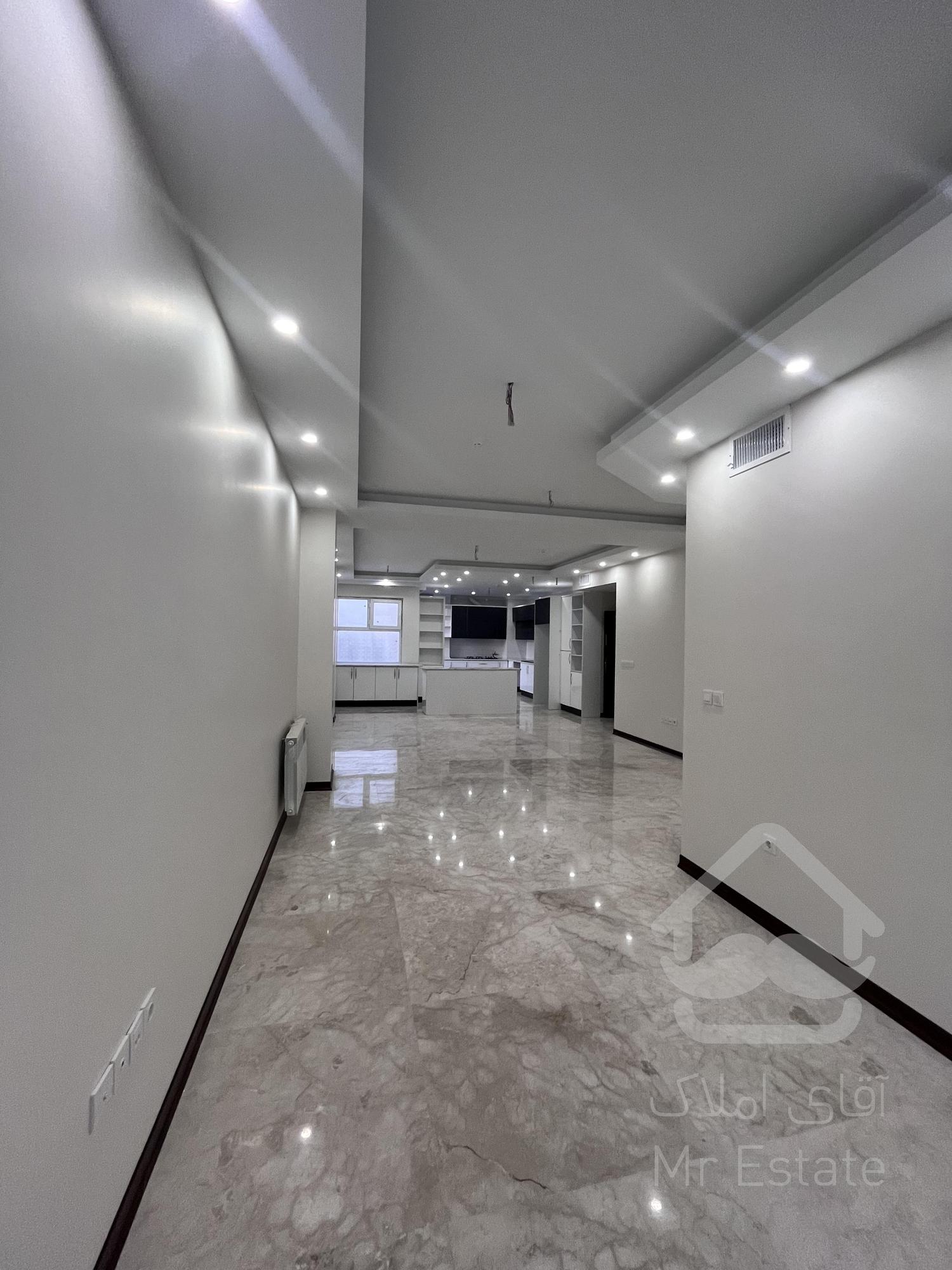 آپارتمان ۱۲۰ متری در جنت‌آباد جنوبی با دو پارکینگ