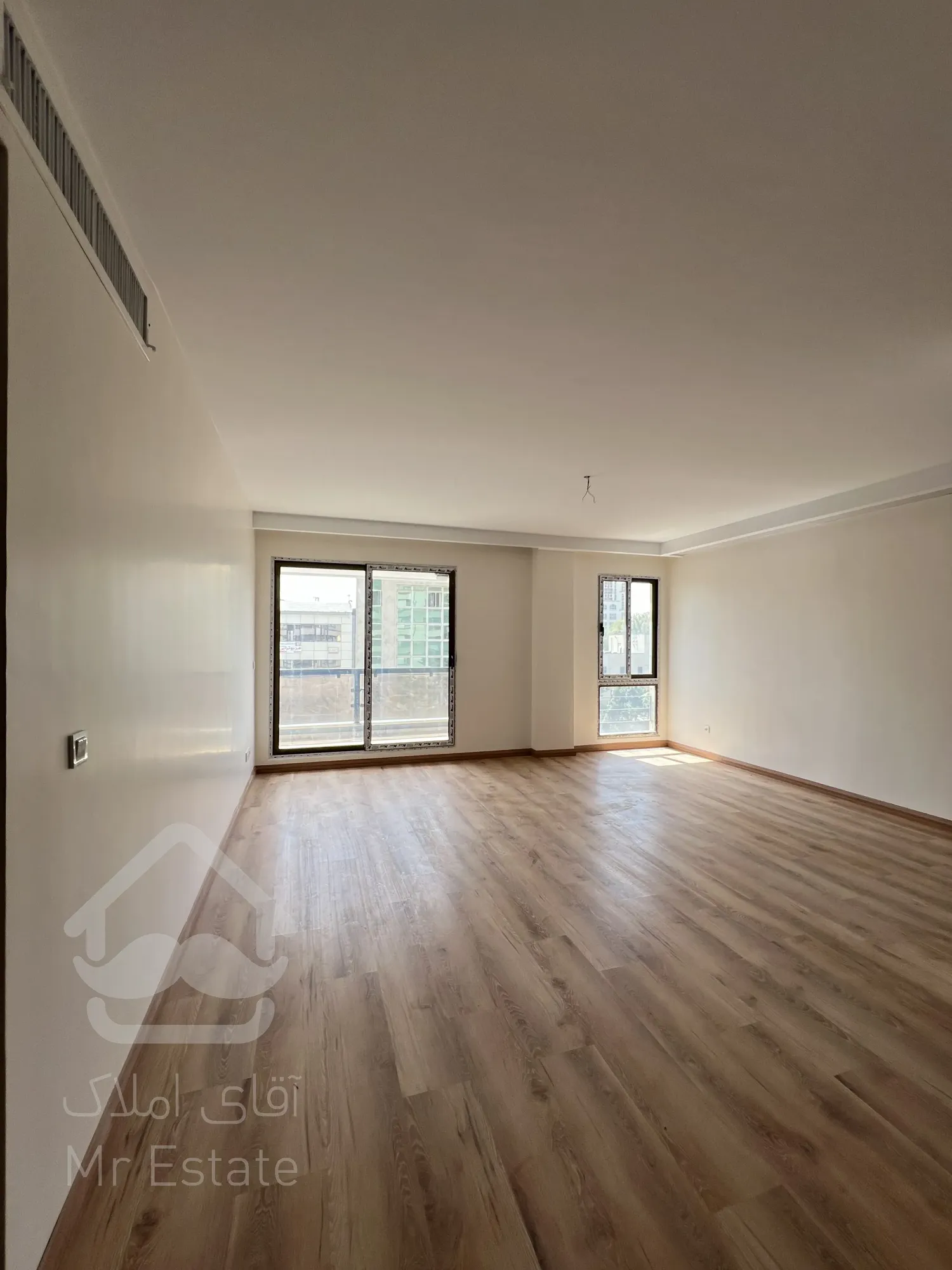 ۱۴۵ متر/زعفرانیه/فول بازسازی/برج باغ