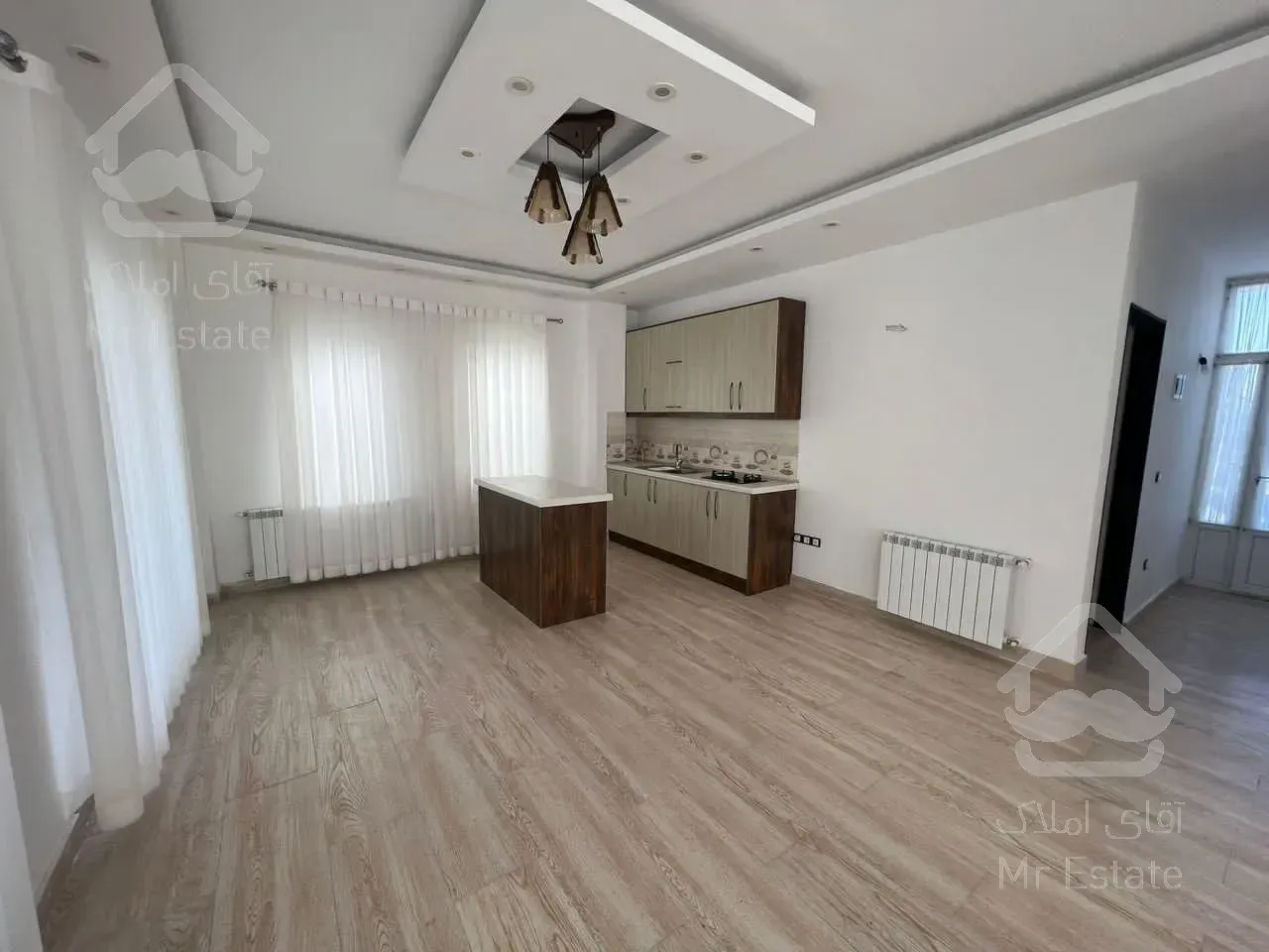 ویلا رومی روف دار