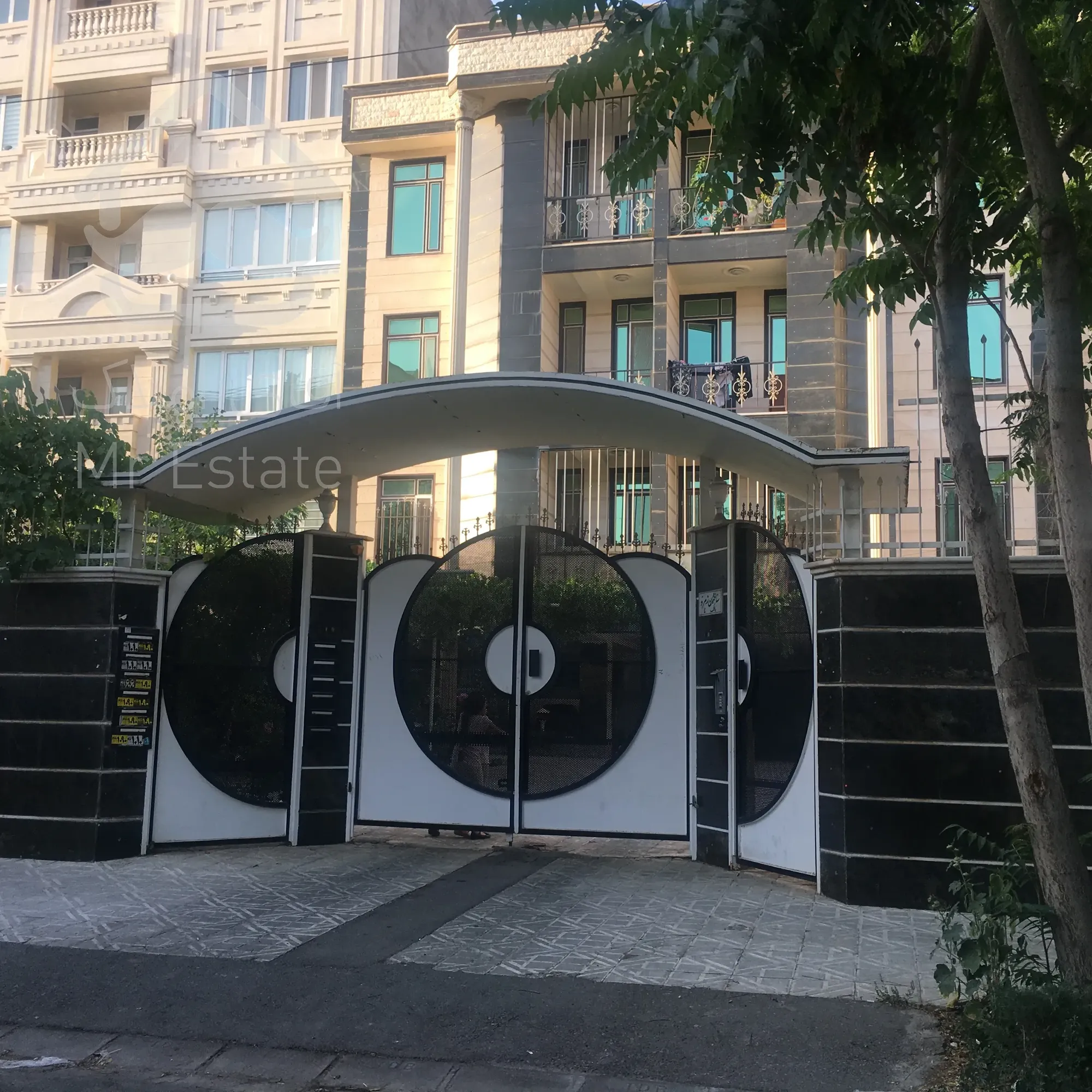 اپارتمان ٨٠ متري در خيابان ١٦ شهرداري