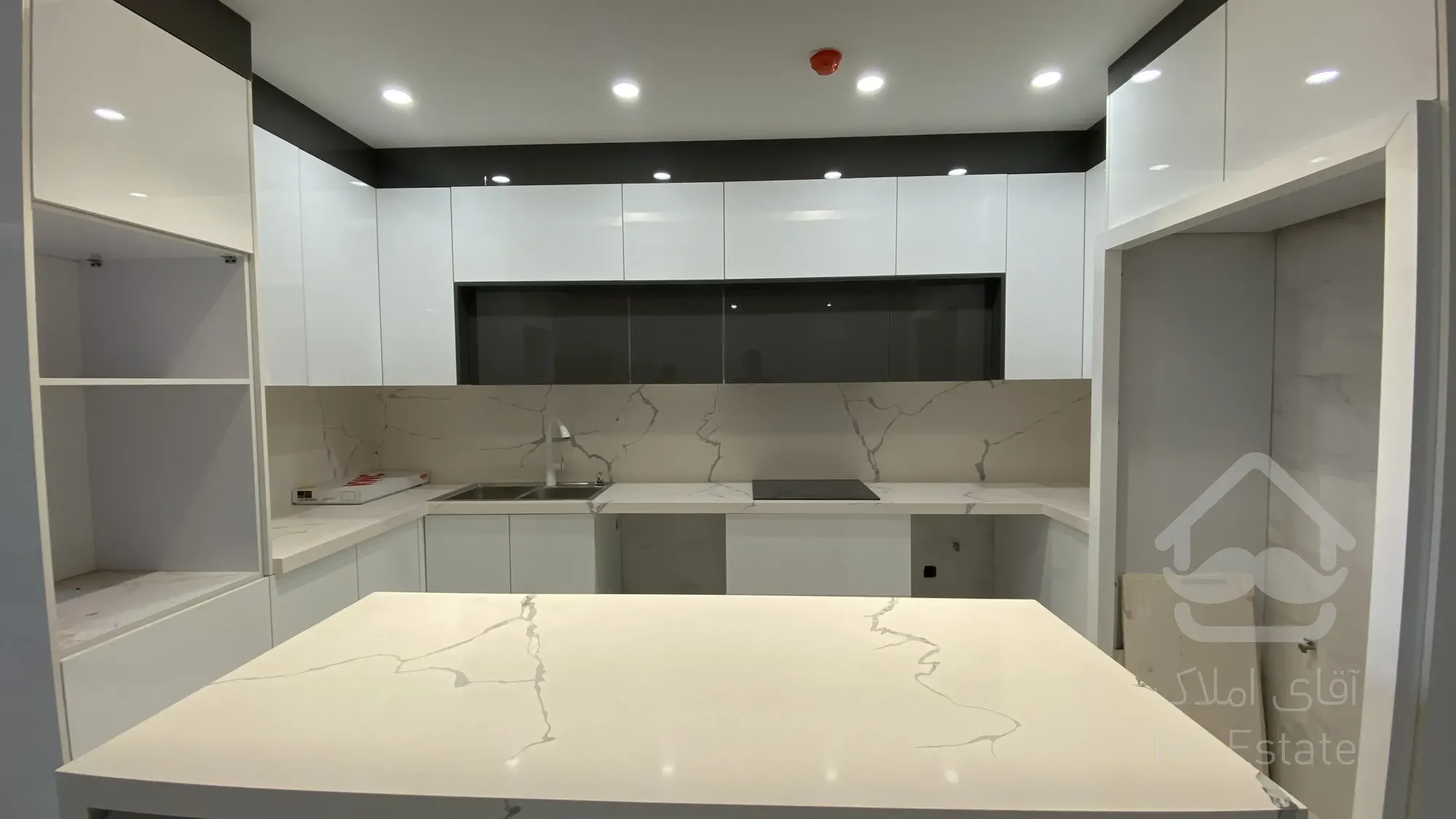 فروش آپارتمان  93متری کیش