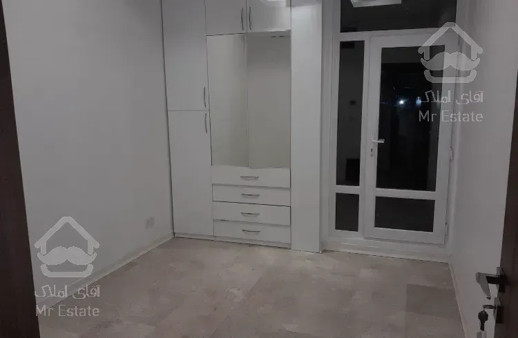 دیباجی جنوبی 91 متر / طبقه اول