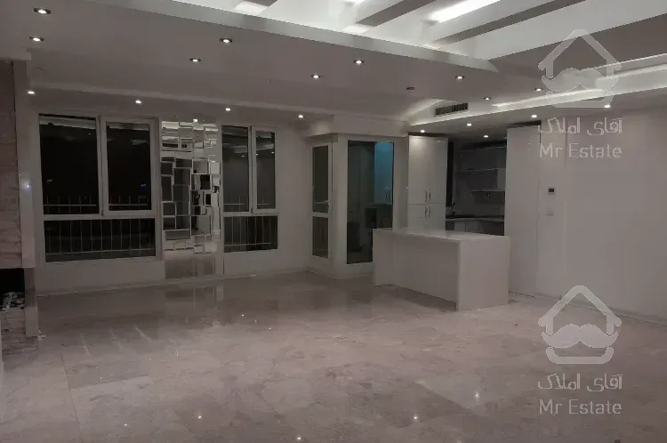 دیباجی جنوبی 91 متر / طبقه اول