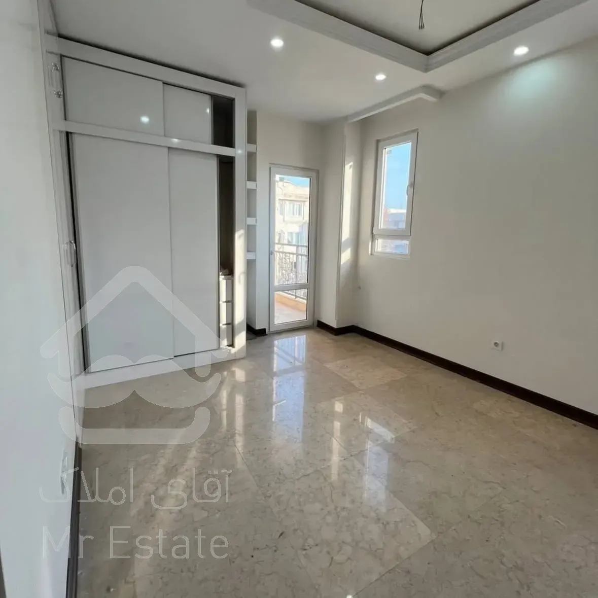 فروش آپارتمان ۸۵ متری رو به آفتاب نما تراورتن در جنت آباد مرکزی