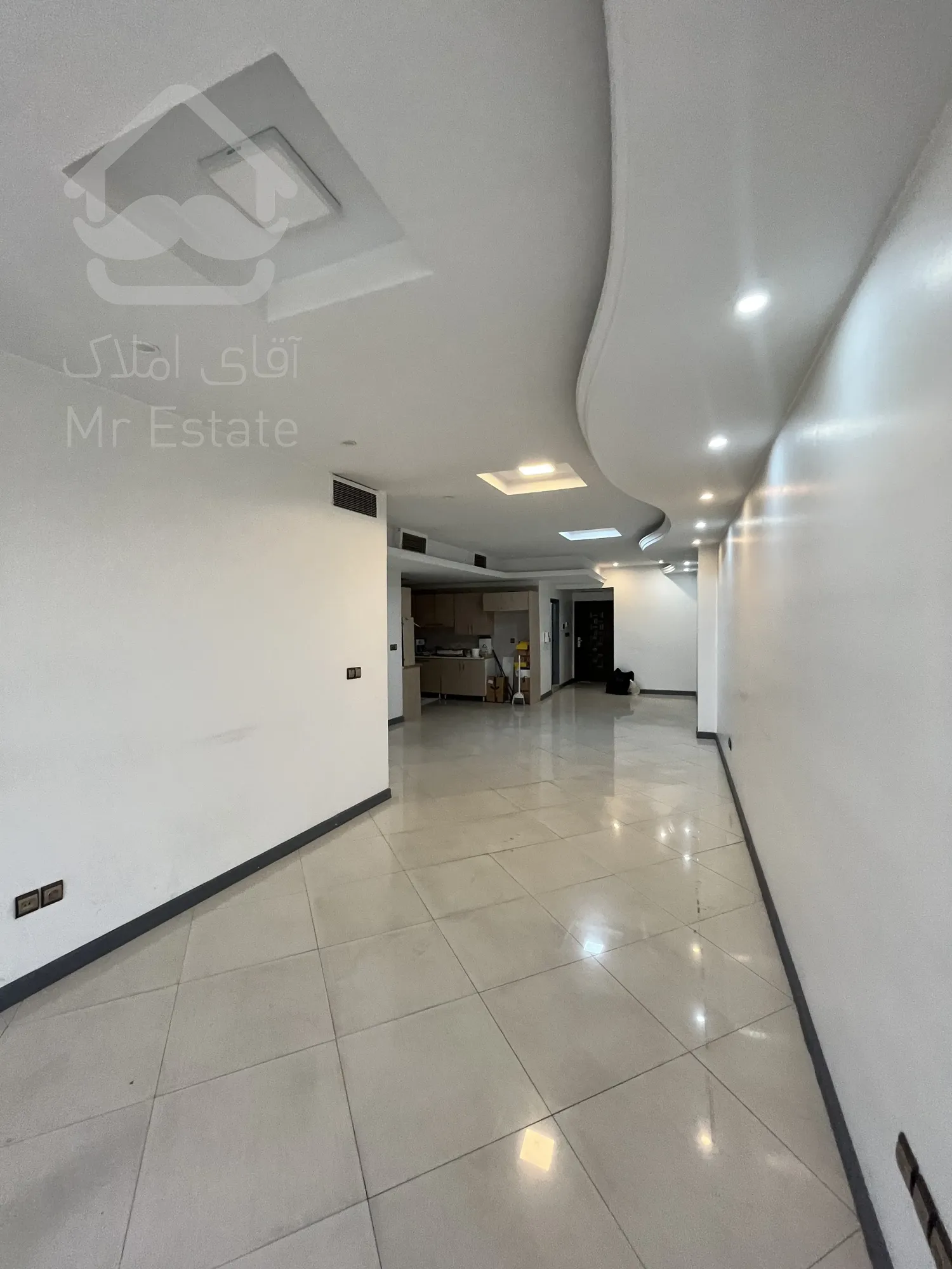 ۹۰ متر ویوو آزاد شهرک هما