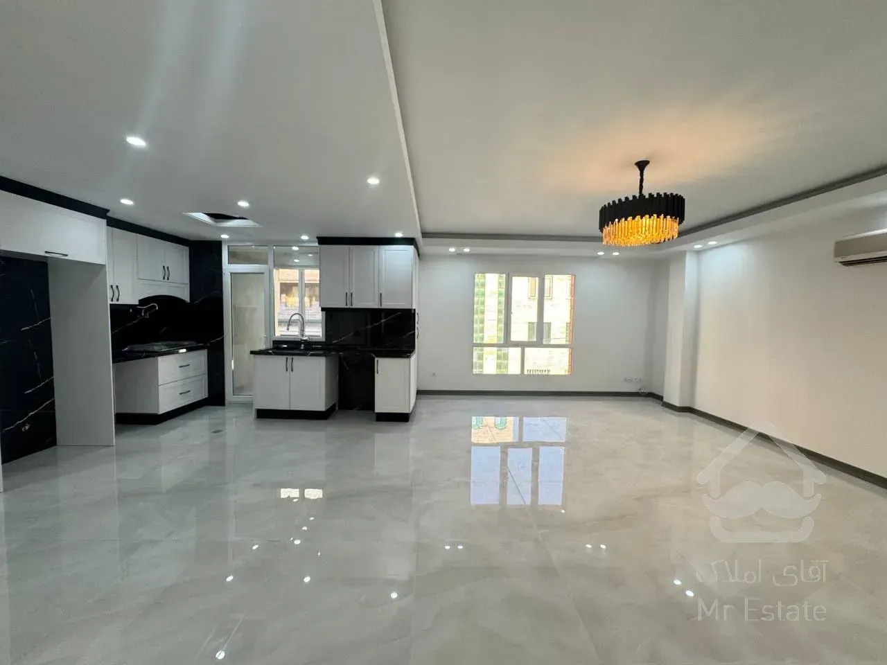 رهن و اجاره آپارتمان ۸۵ متری ۲خوابه فول امکانات رو به آفتاب در اباذر