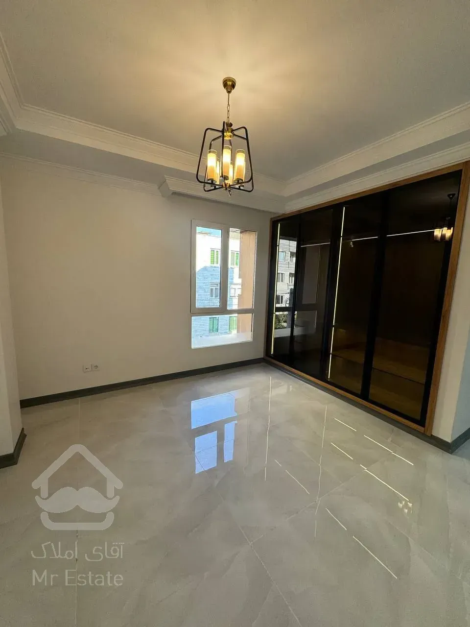 فروش آپارتمان ۷۷ متری ۲ خوابه سالن پرده خور در پروانه شمالی