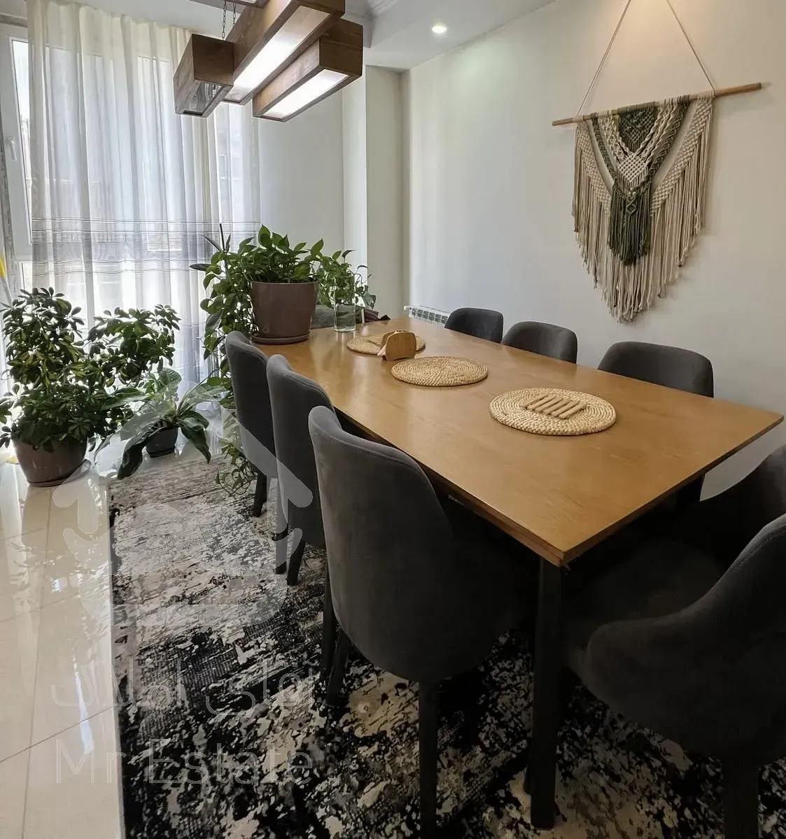 فروش آپارتمان در باغ فیض/ تاپ. لوکیشن