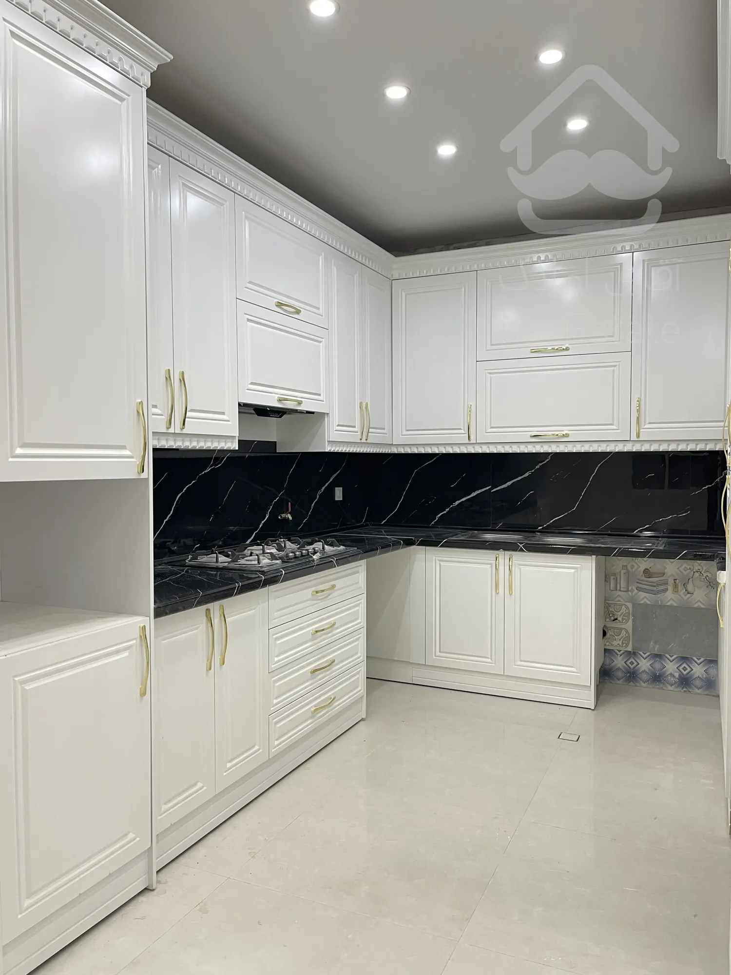 آپارتمان صفر نزدیک به حاشیه عبدالمطلب