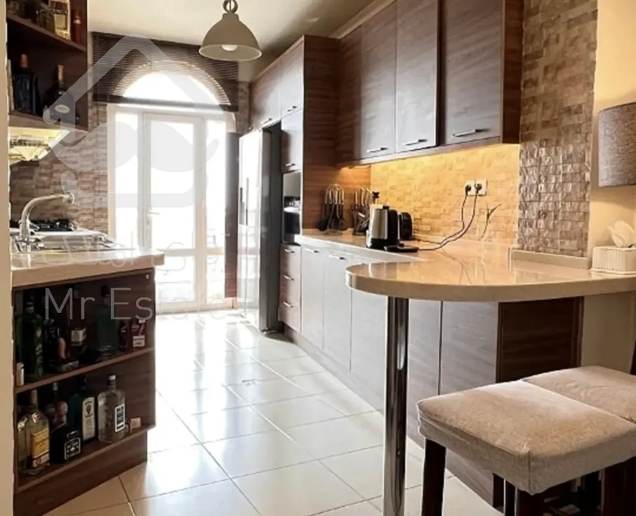 فروش اپارتمان ۸۴ متری در باغ فیض