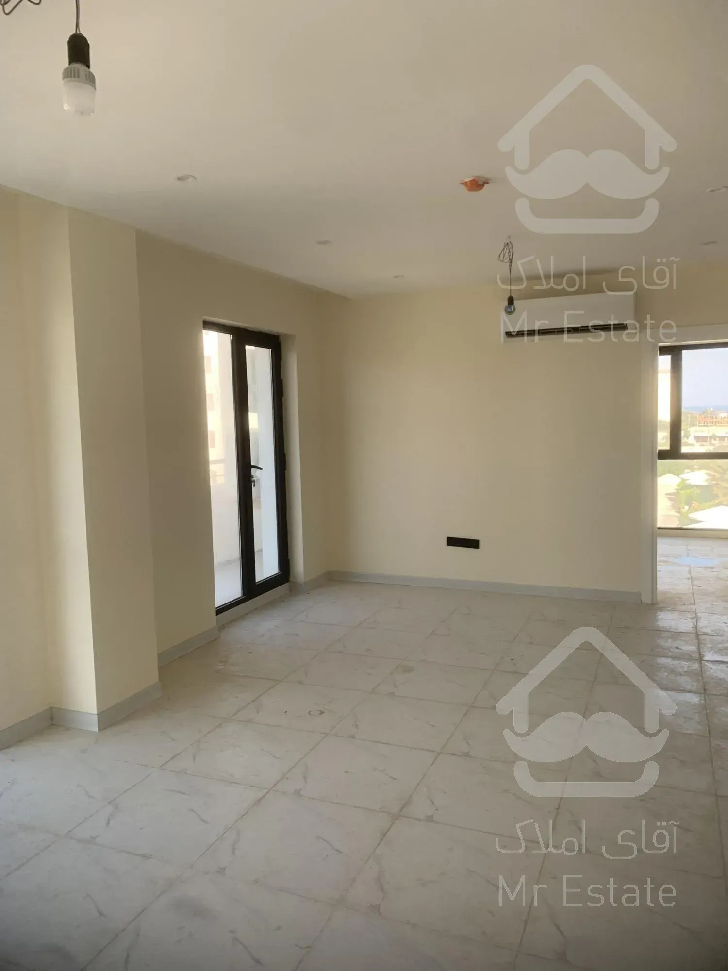 رهن و اجاره یکخواب 80 متری ارگ مرجان کلیدنخورده