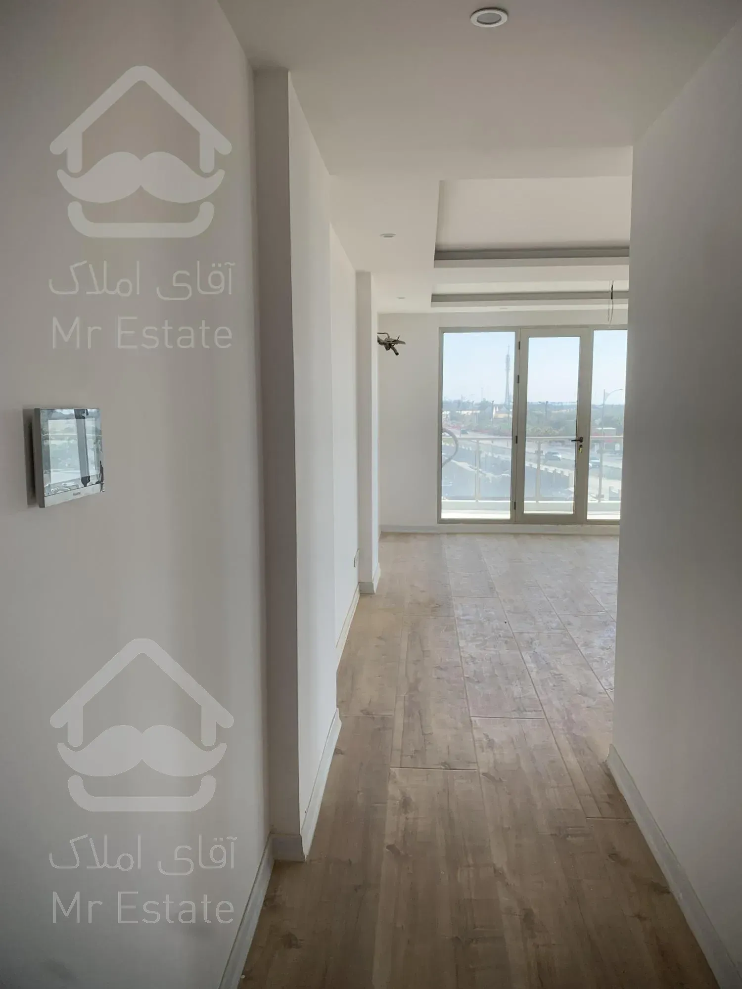 فروش دوخواب 110متری آکواریومی برج سانست صدف