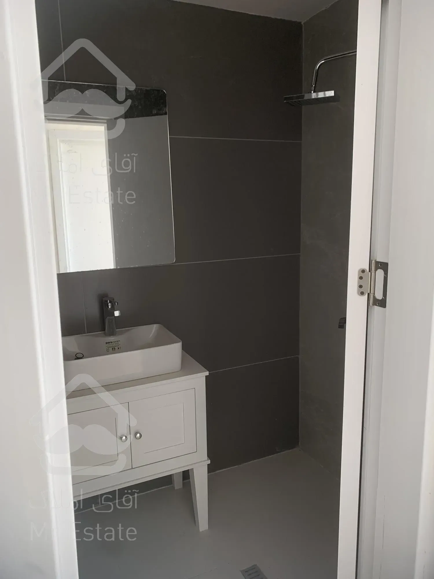 فروش دوخواب 110متری آکواریومی برج سانست صدف