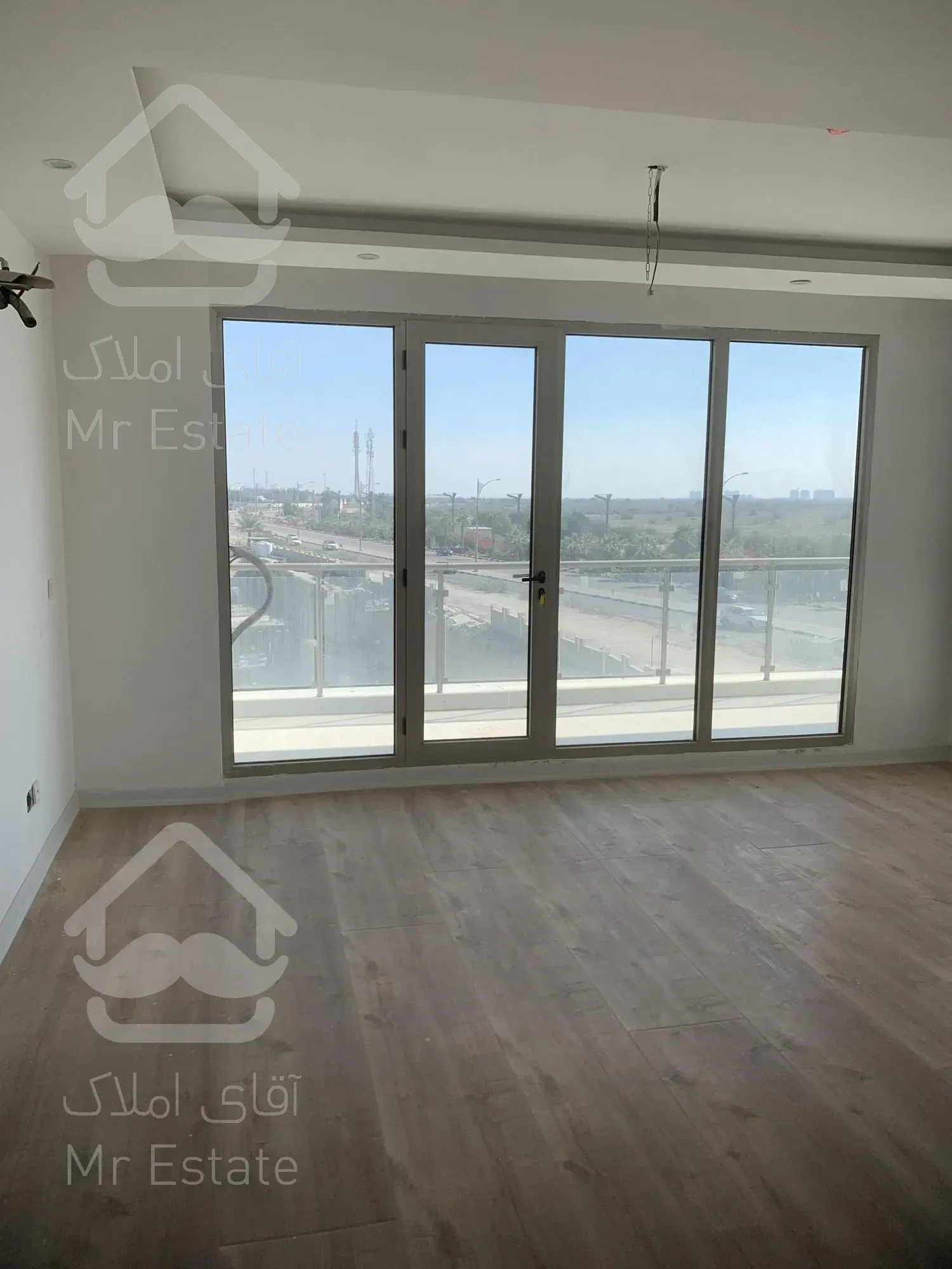 فروش دوخواب 110متری آکواریومی برج سانست صدف