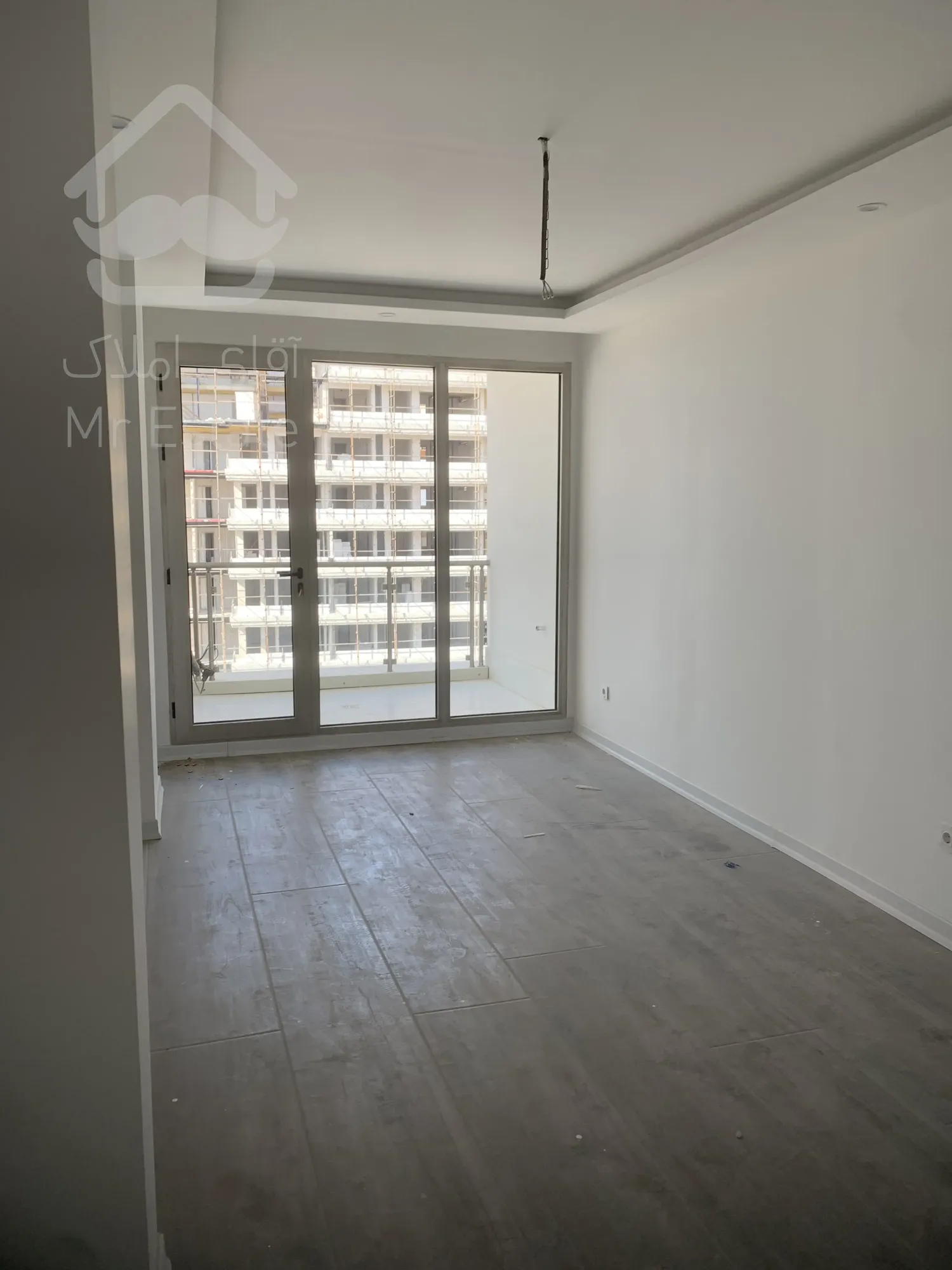 فروش برج آبان یکخواب ۶۵متری در فاز ۶ صدف کلیدنخورده