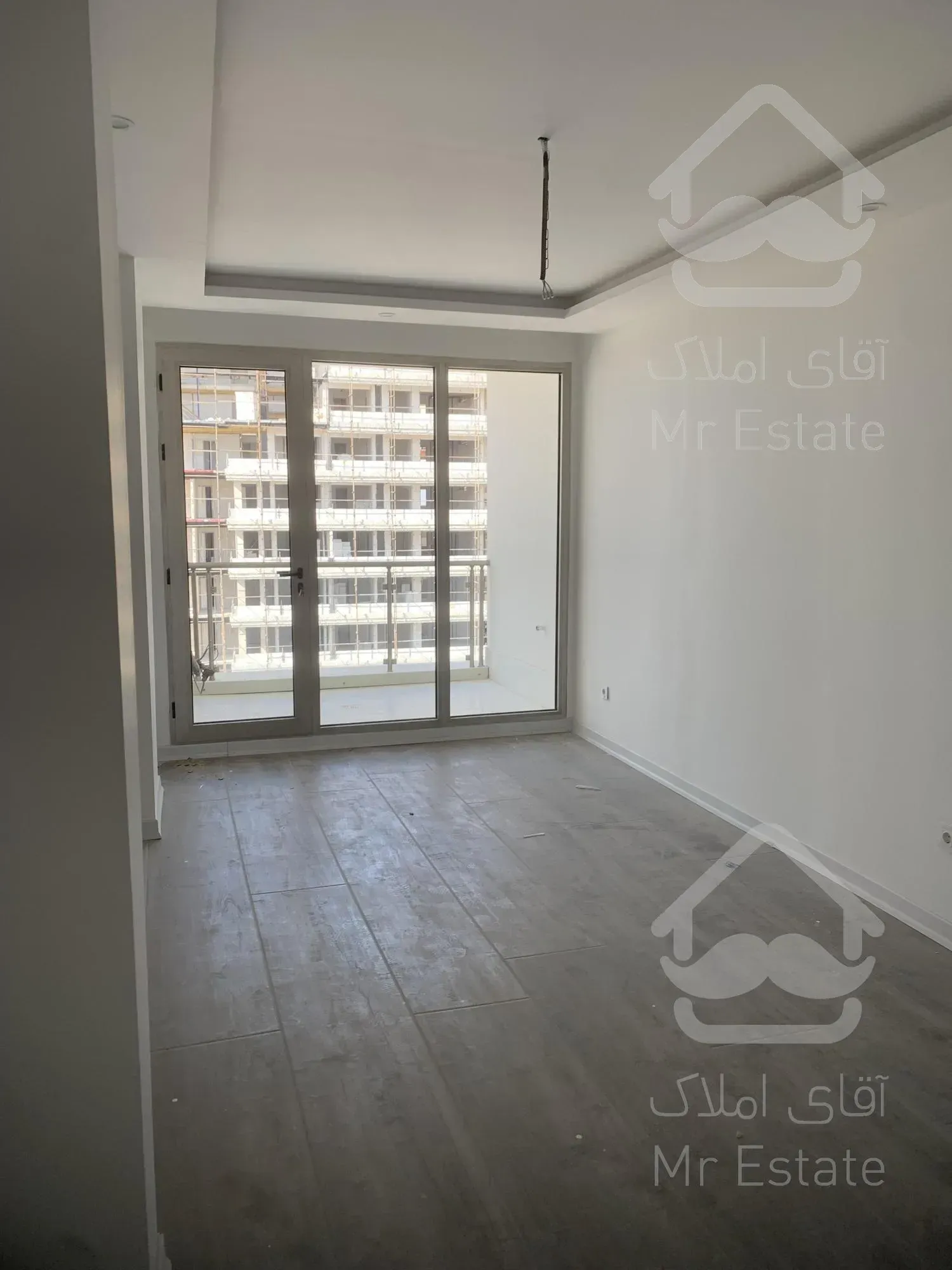 رهن و اجاره سه خواب ۱۵۰ متری برج سانست صدف