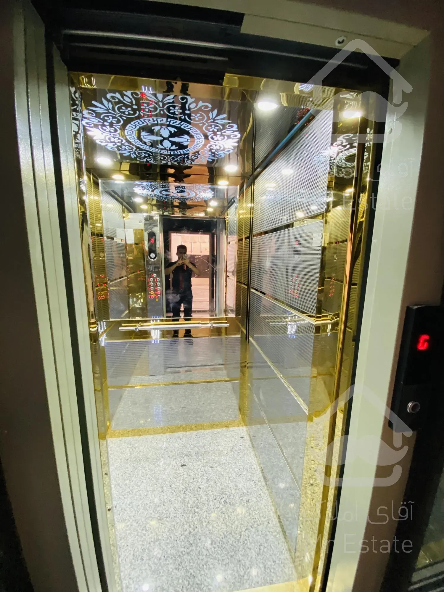 ۱۱۰متر،پذیرایی مربع و‌تالاری قابل چیدمان،شاخه اصلی