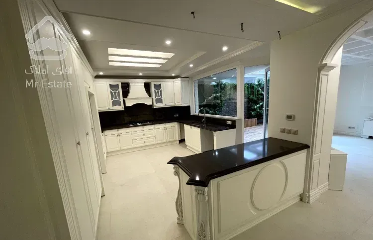 220 در قلب دروس