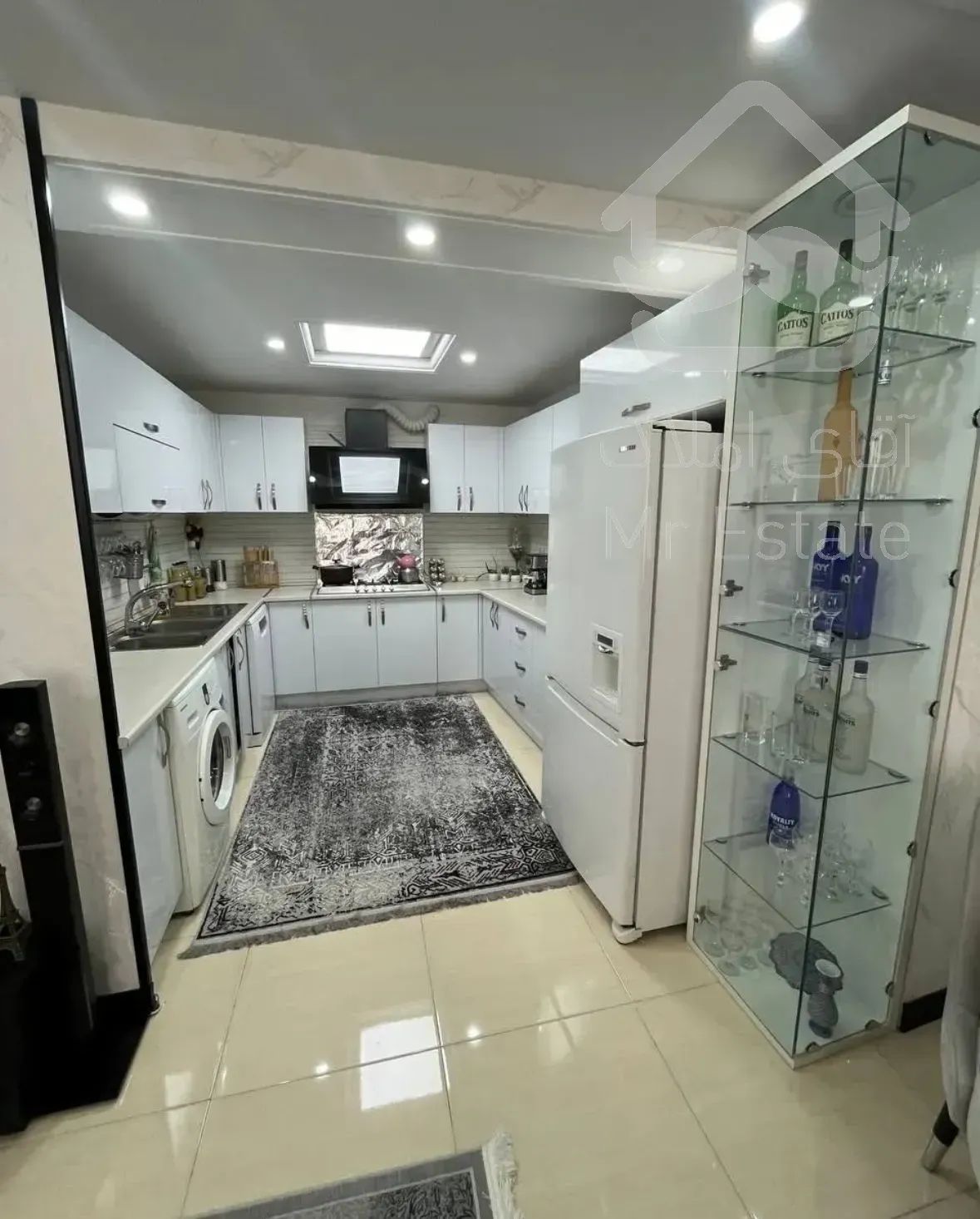 فروش آپارتمان ۵۵ متری یک خوابه سالن پرده خور در کوی ارم