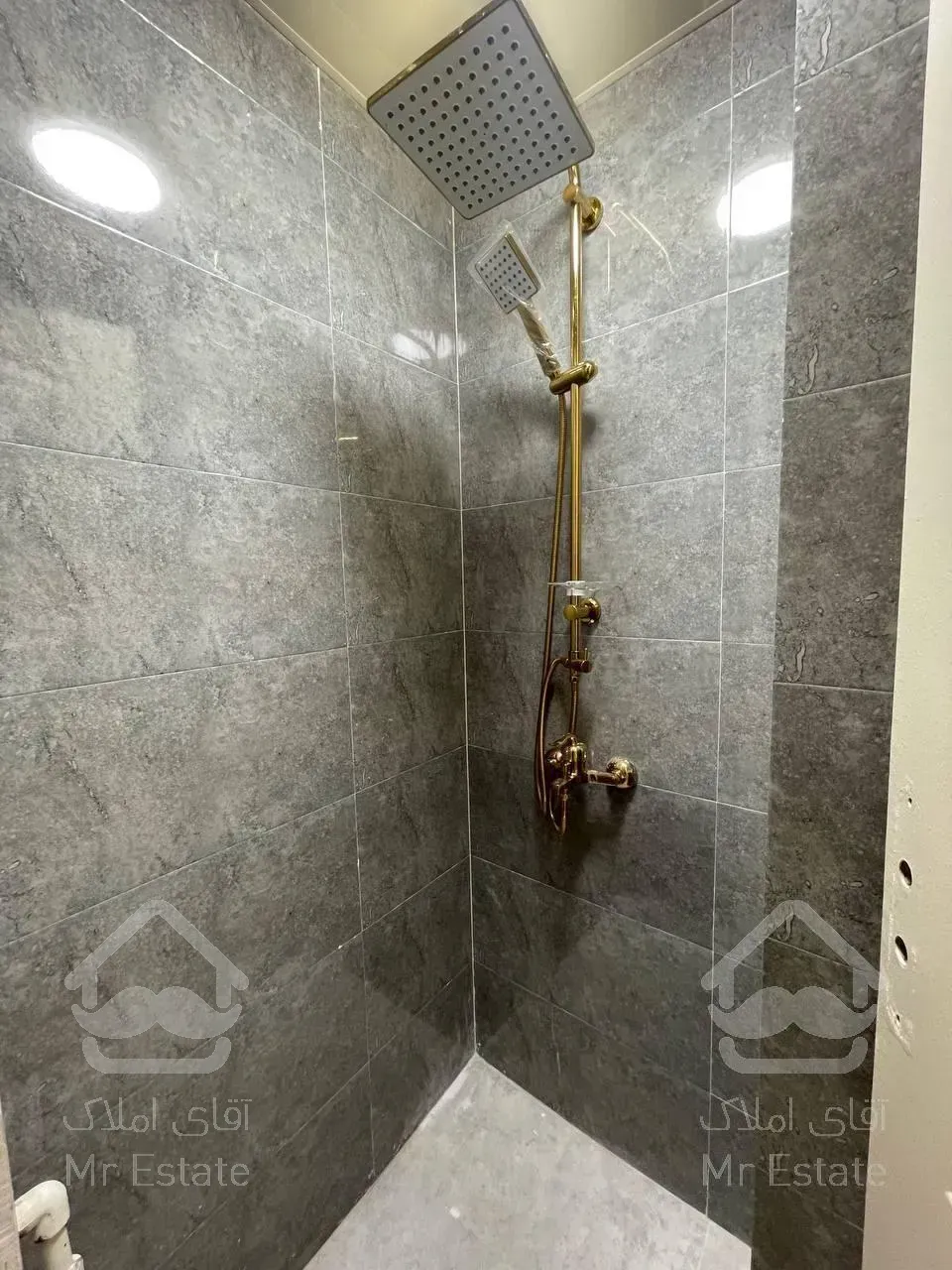 ۶۱متر/پارکینگ سندی/سند تکبرگ/سود دهی تضمینی