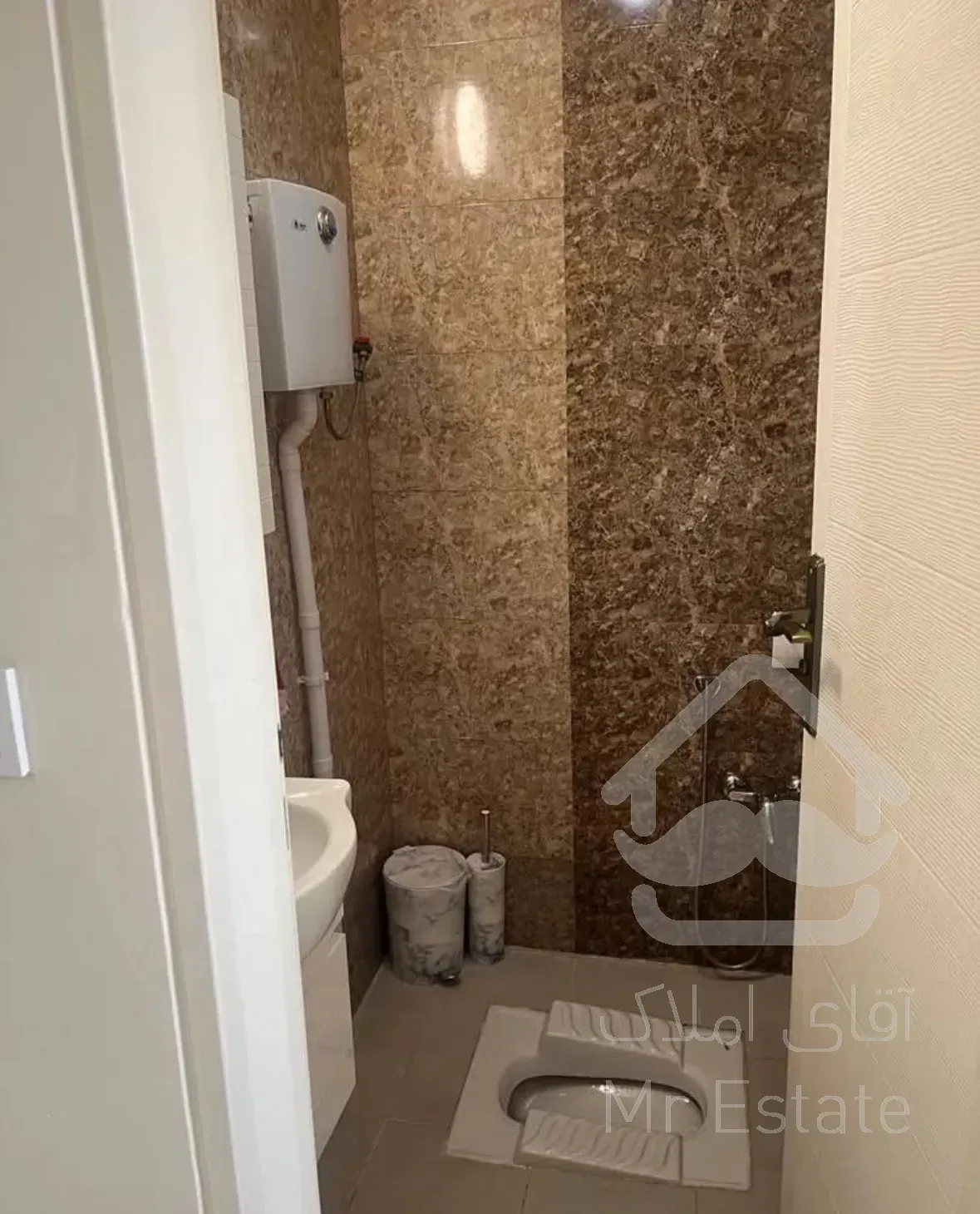 فروش آپارتمان ۵۰ متری یک خوابه ۸ ساله سازه لوکس در فردوس