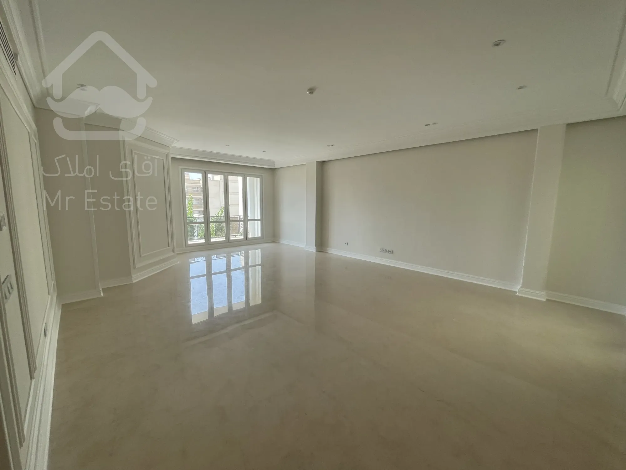 خرید ۲۴۵متر آپارتمان فول مشاعات نیاوران ویو کارت پستالی