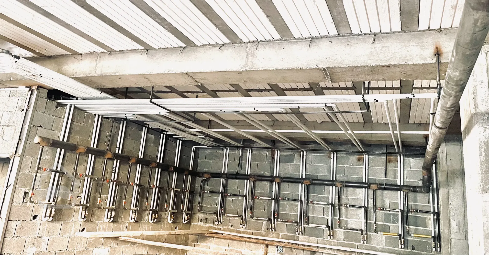 گازرسانی فشارقوی وفشار ضعیف به تمامی پروژه های مسکونی تجاری و صنعتی