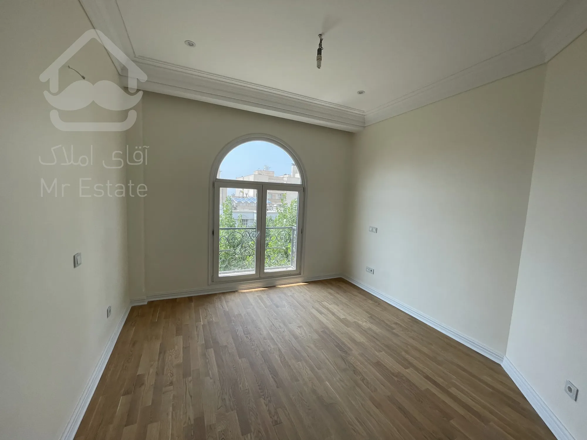 خرید ۲۴۵متر آپارتمان فول مشاعات نیاوران ویو کارت پستالی