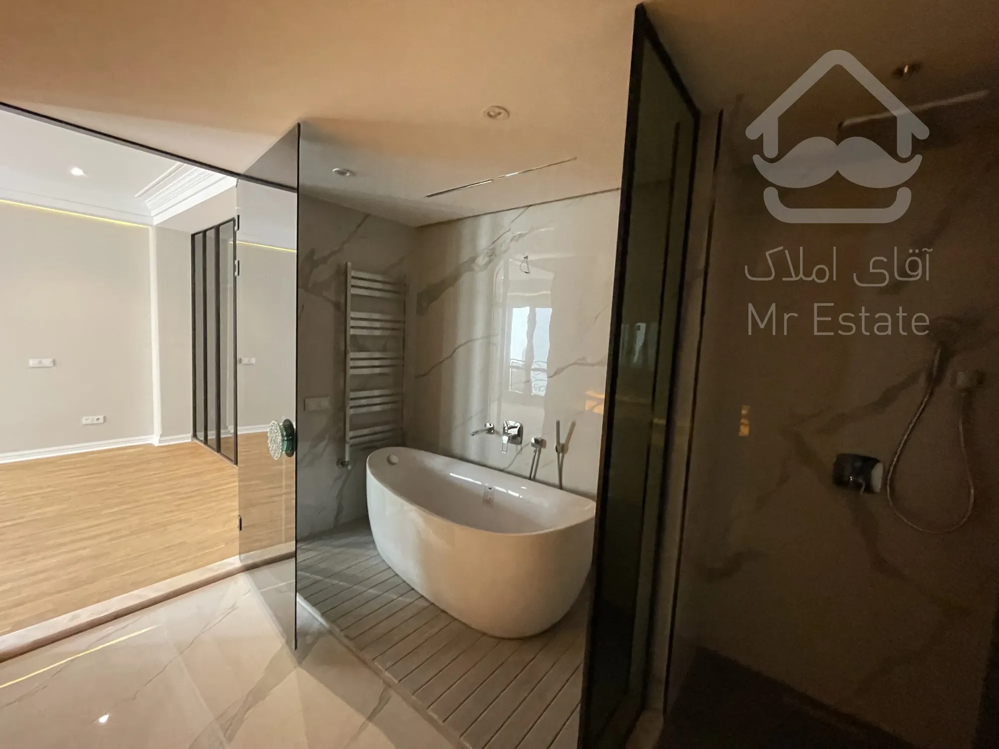 خرید ۲۴۵متر آپارتمان فول مشاعات نیاوران ویو کارت پستالی