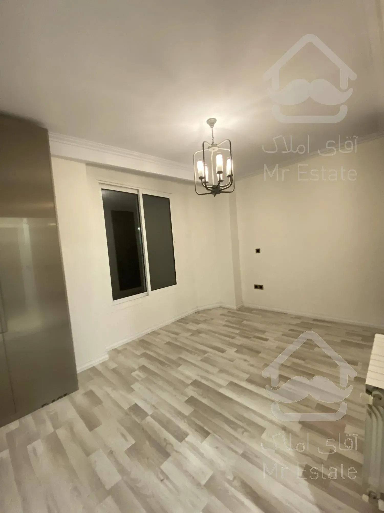 ۸۷ متر ۲خواب ورودی از لابی