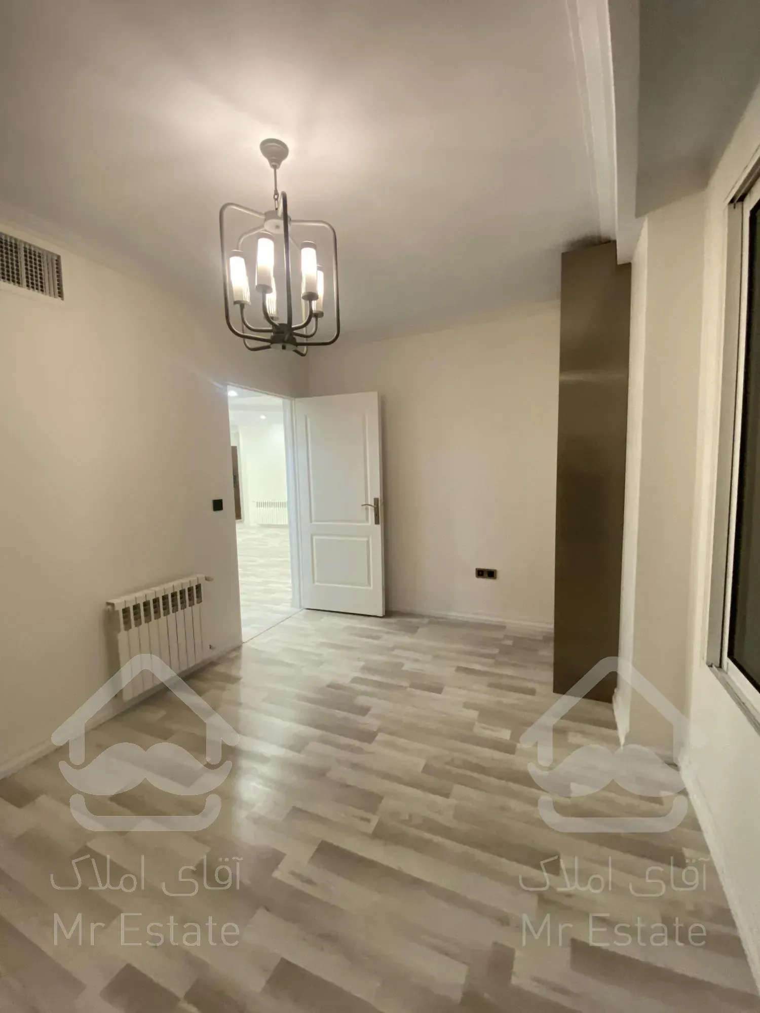 ۸۷ متر ۲خواب ورودی از لابی