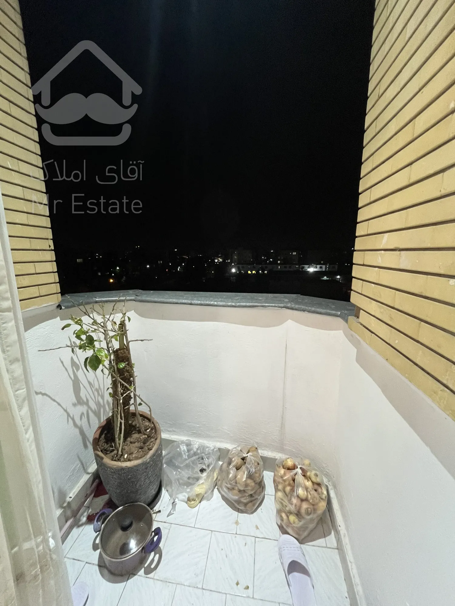 ۹۲ متری/بازسازی شیک/اول اندیشه/هریری سند آزاد