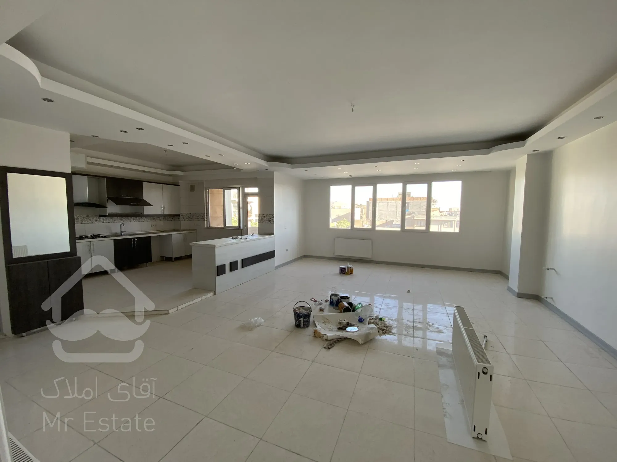 آپارتمان تک واحدی